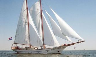 Adornate yacht charter Scheepswerf De Industrie Sail Yacht